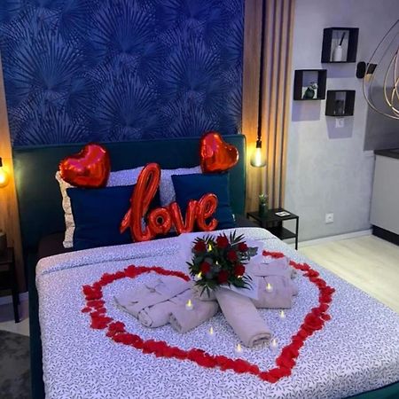 Appartement La Splenzia Spa Jacuzzi Wifi Clim アヴィニョン エクステリア 写真