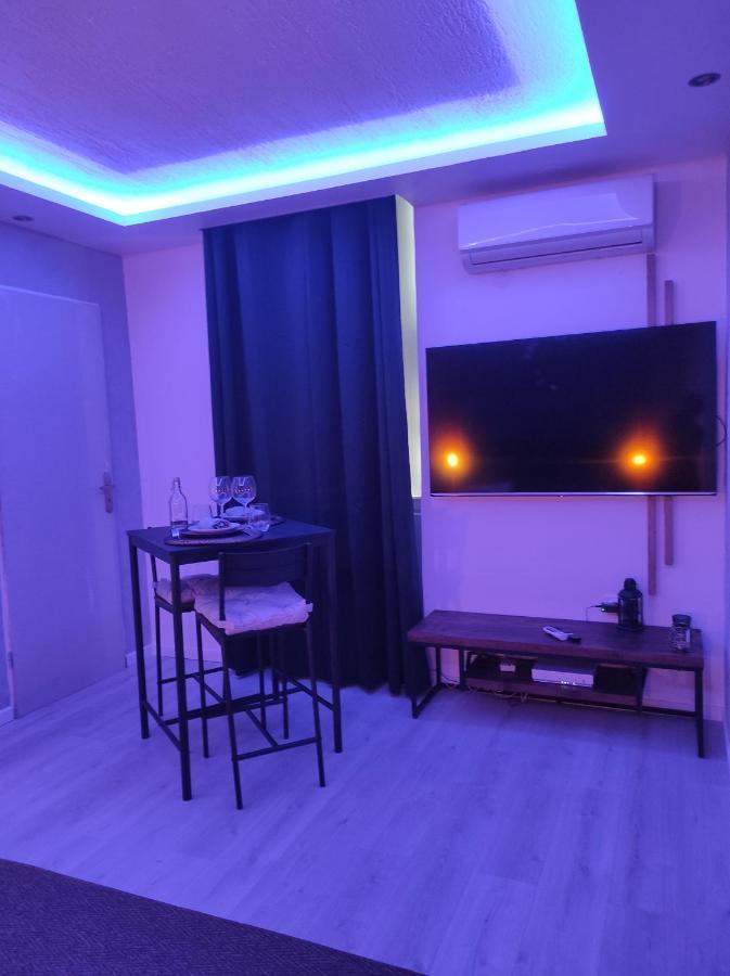 Appartement La Splenzia Spa Jacuzzi Wifi Clim アヴィニョン エクステリア 写真